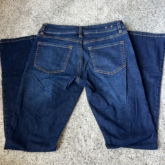 Cabi Jeans - Picture 3 of 3